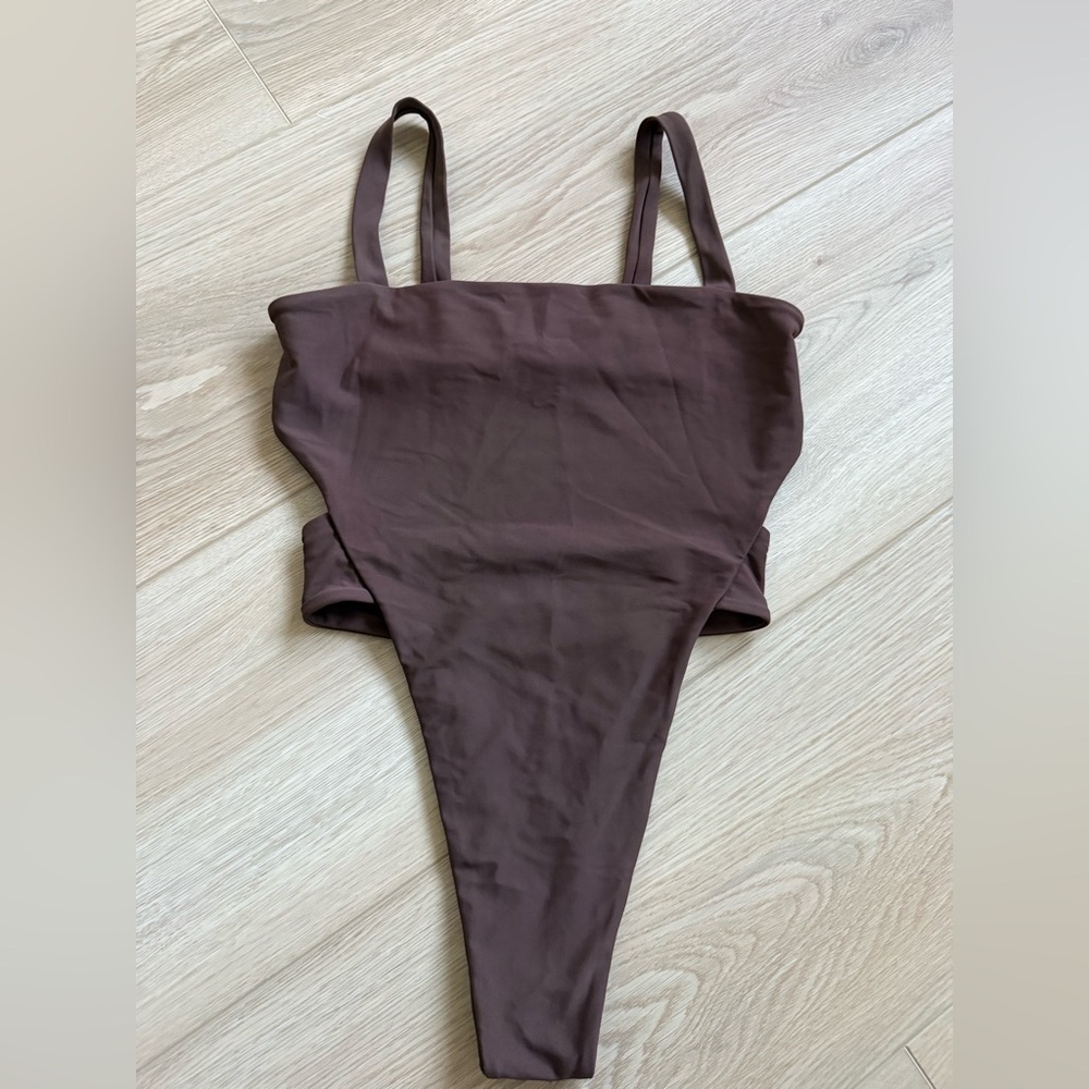 Benoa utopia one piece